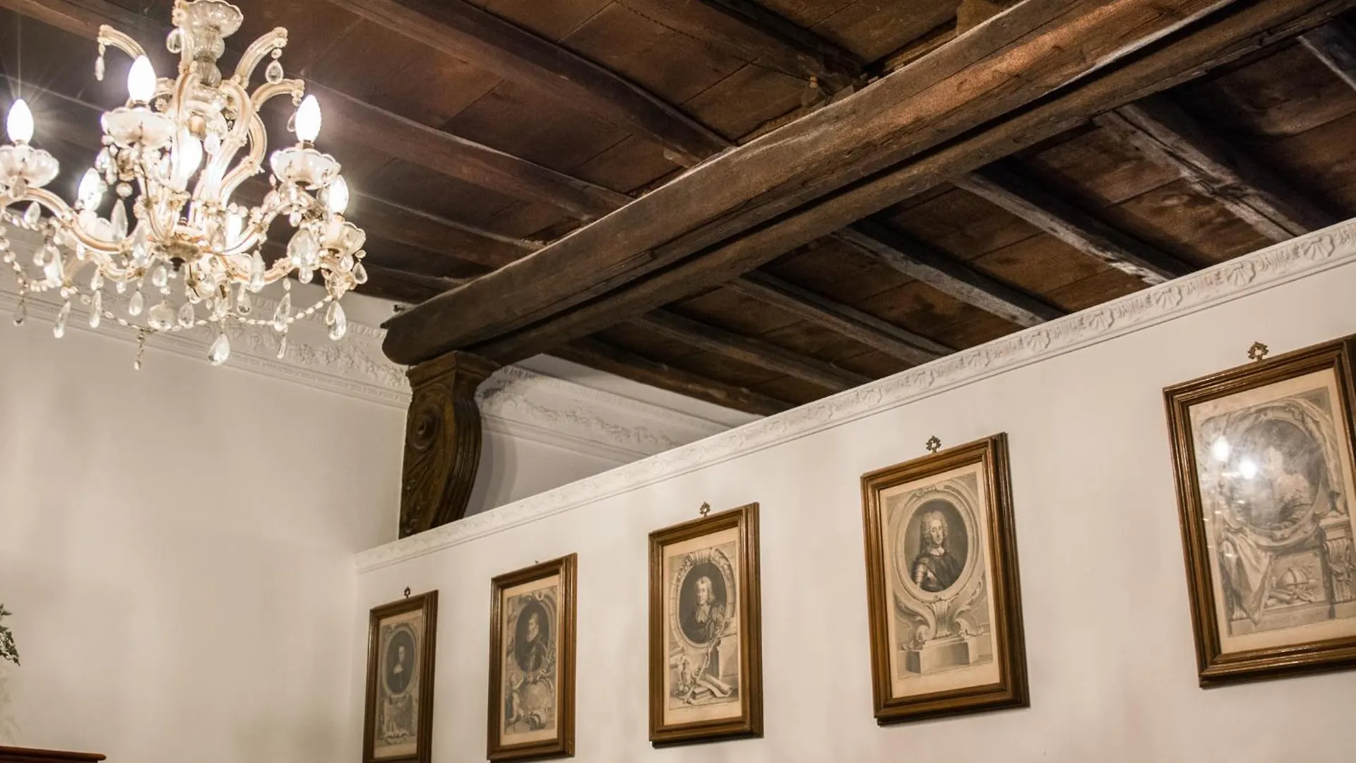 Flora Apartment Rome